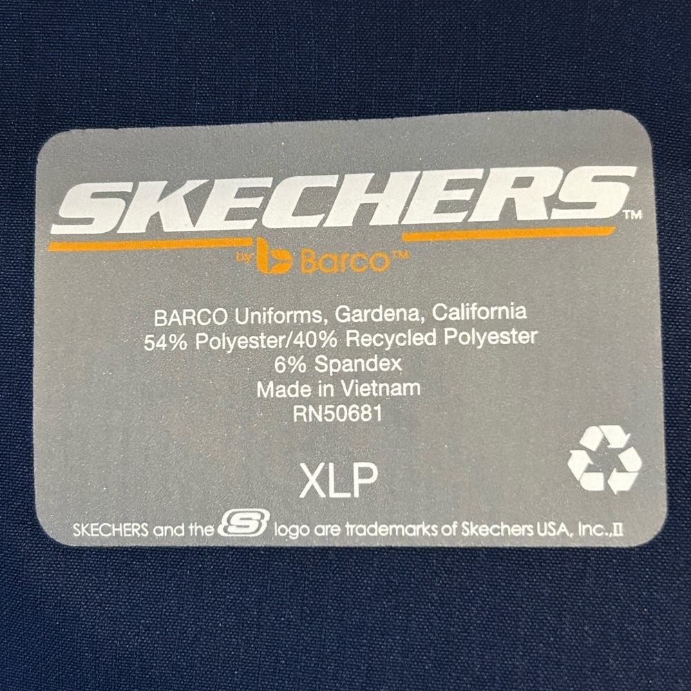 NWT- Skechers by Barco Vitality Charge Scrub Pants in navy blue. - Picture 14 of 15